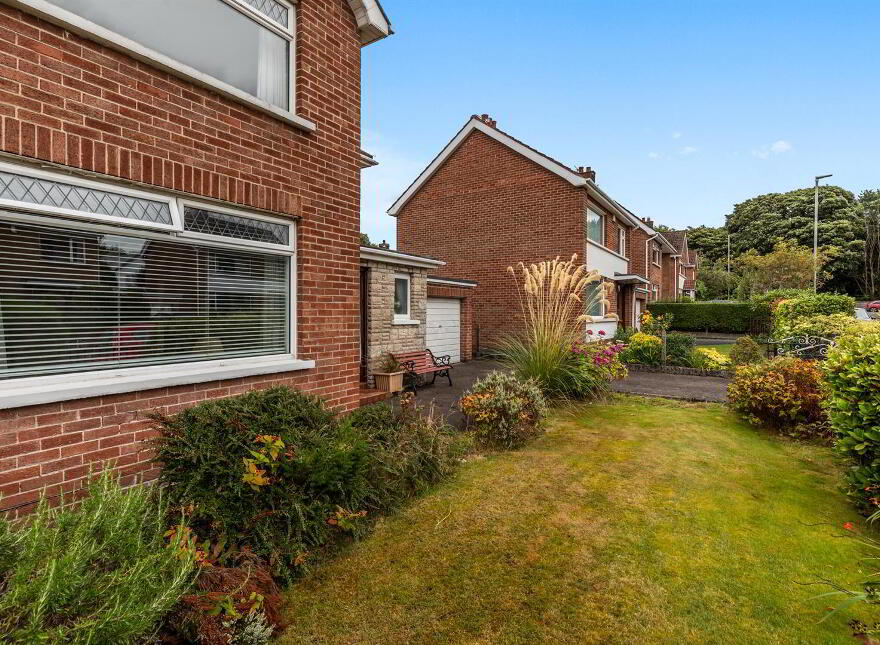 9 Schomberg Park, Belfast, BT4 2HH