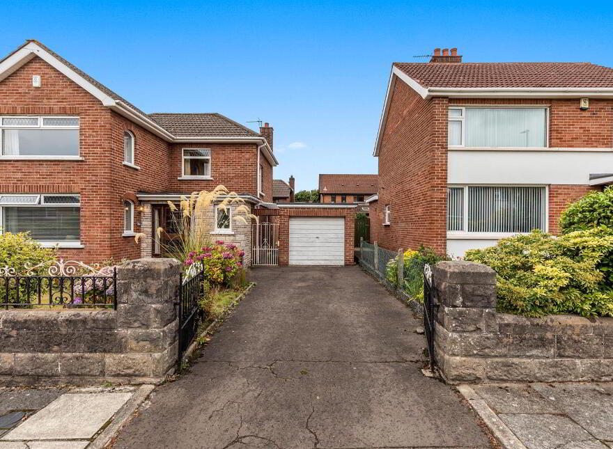 9 Schomberg Park, Belfast, BT4 2HH