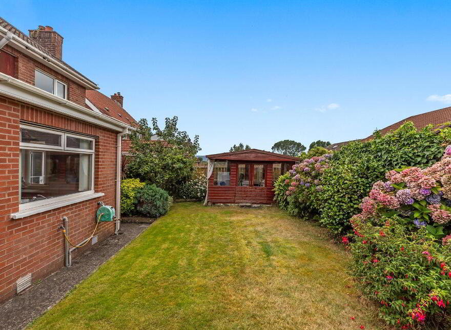 9 Schomberg Park, Belfast, BT4 2HH