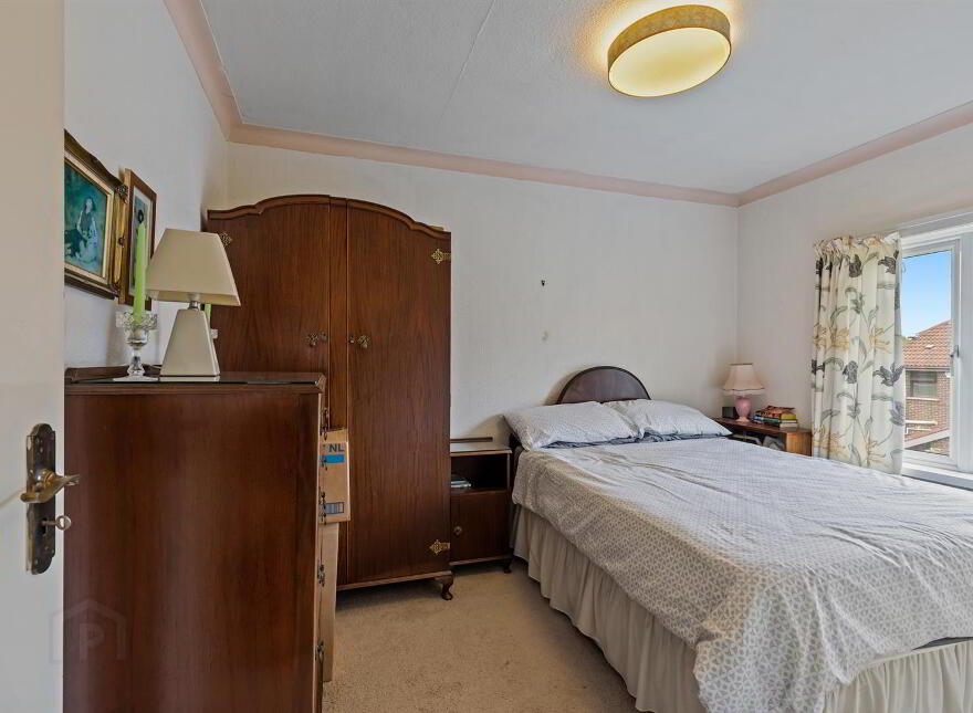 9 Schomberg Park, Belfast, BT4 2HH