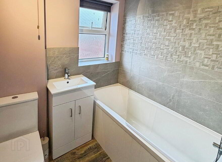 60 Lagan Walk, Lisburn, BT28 1NN