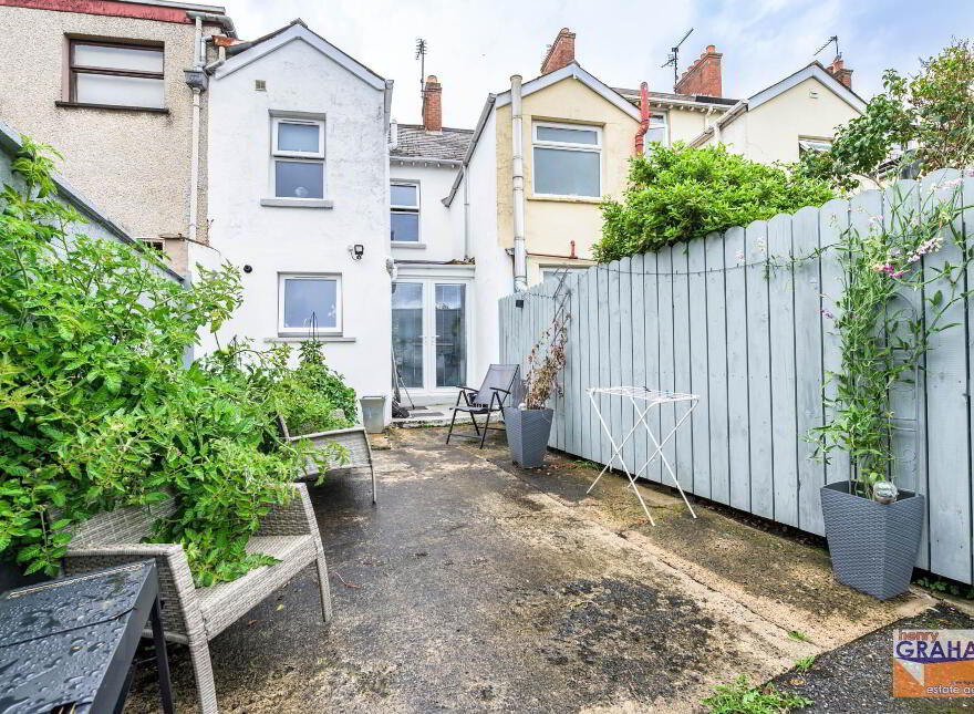 14 Westbourne Terrace, Lisburn, BT28 3AG
