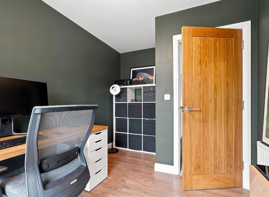 38 Castlegate, Galgorm, Ballymena, BT42 1SD