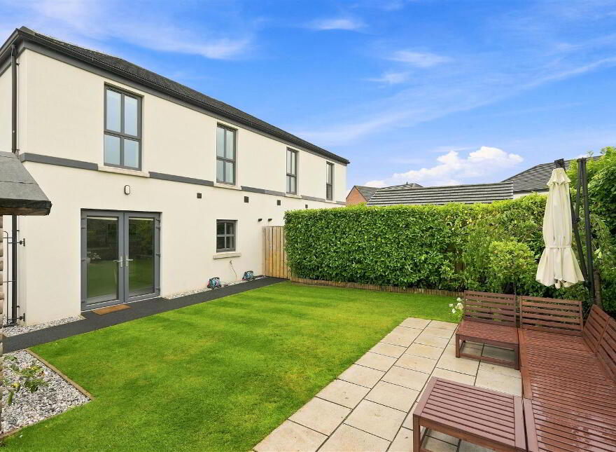 38 Castlegate, Galgorm, Ballymena, BT42 1SD