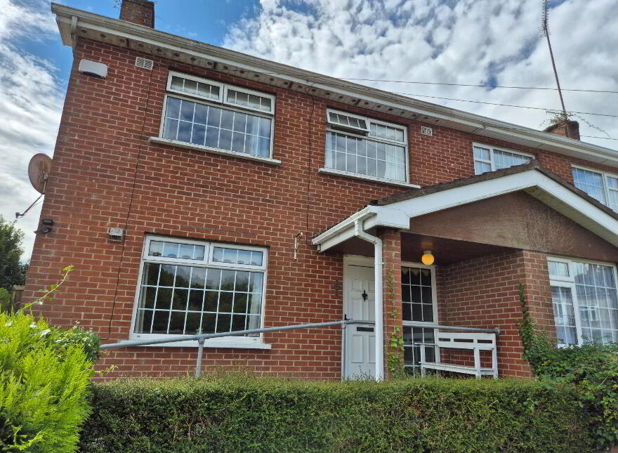 2 Magheross Drive, Carrickmacross, A81V229 photo