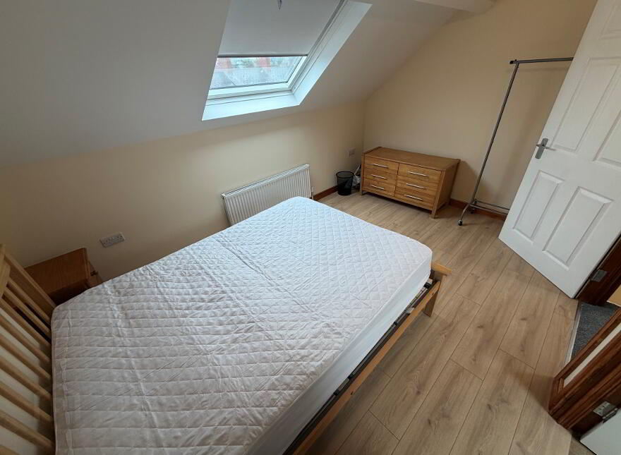 96-100 Edinburgh Street, Belfast, BT9 7DT