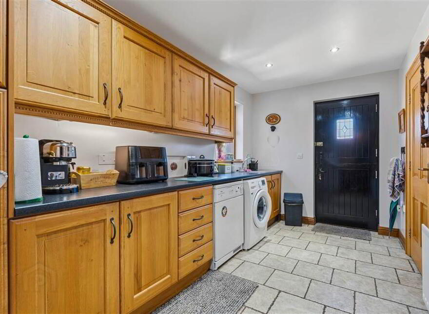 52 Moorfields Road, Ballymena, BT42 3BT