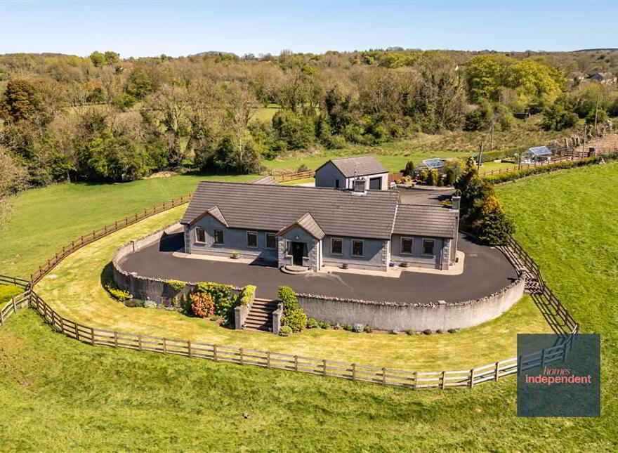 52 Moorfields Road, Ballymena, BT42 3BT