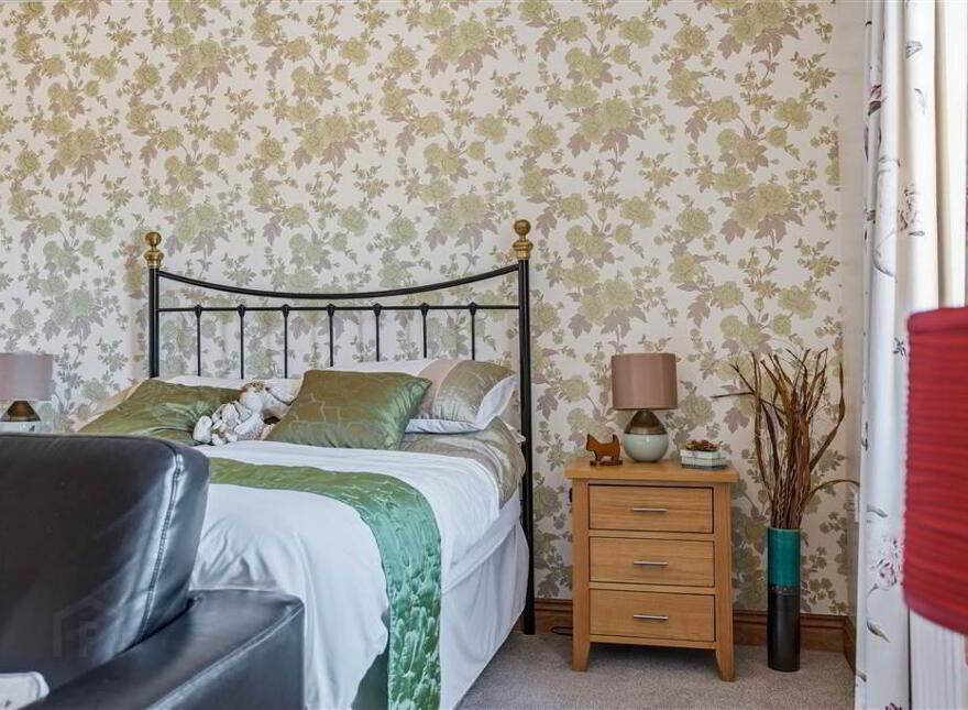 52 Moorfields Road, Ballymena, BT42 3BT