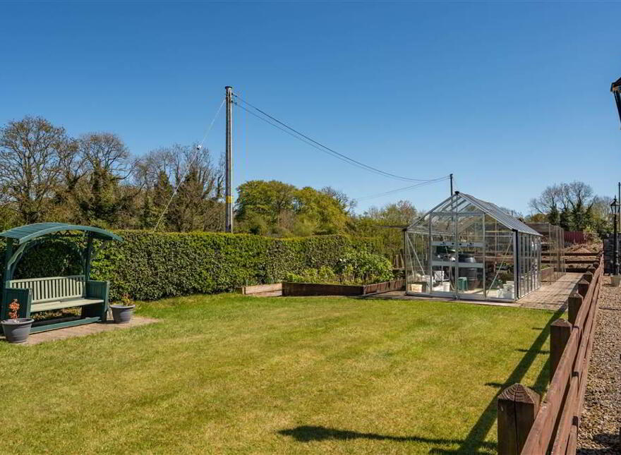 52 Moorfields Road, Ballymena, BT42 3BT