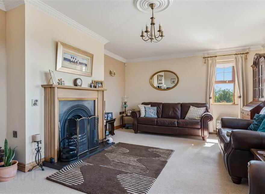 52 Moorfields Road, Ballymena, BT42 3BT
