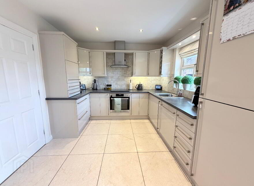 6 Lagan Lodge, Donaghcloney, BT66 7WH