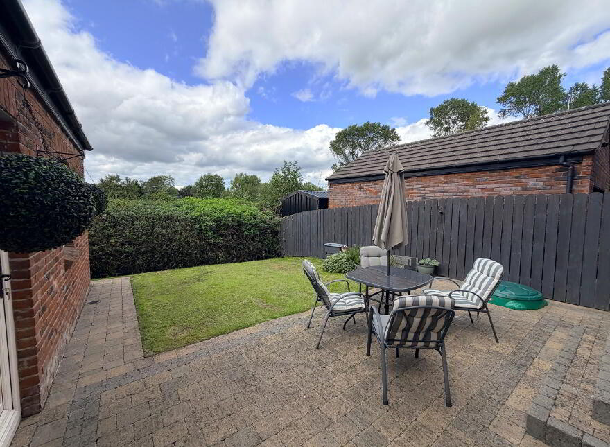 6 Lagan Lodge, Donaghcloney, BT66 7WH