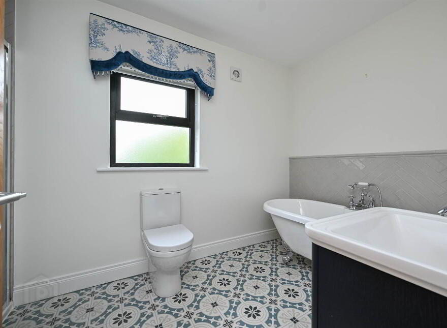 74 Graysfield, Crossgar, BT30 9HG