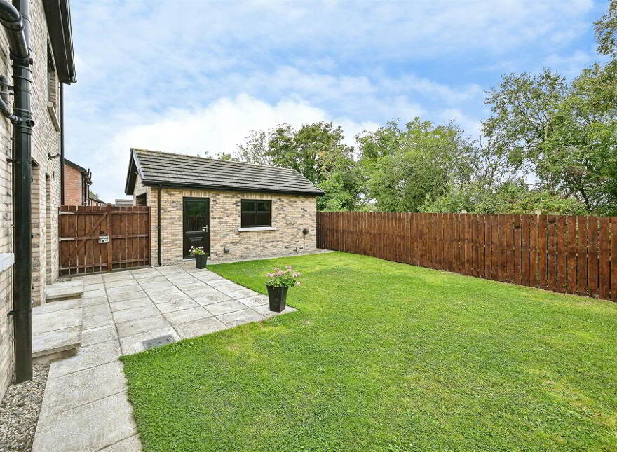 74 Graysfield, Crossgar, BT30 9HG