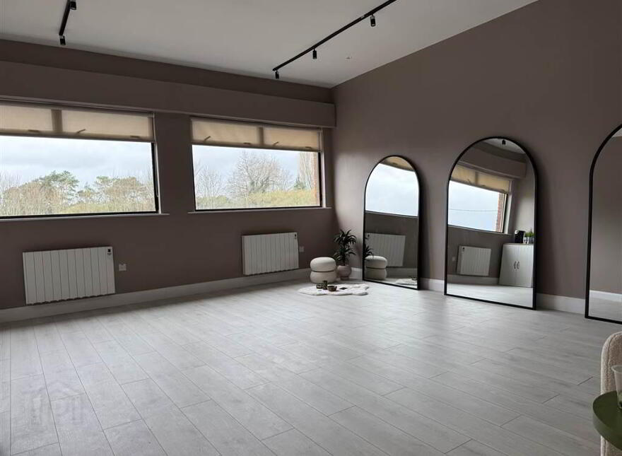 Hilary House- FIRST FLOOR OFFICES, 92 Warren Gardens, Lisburn, BT28 1HW