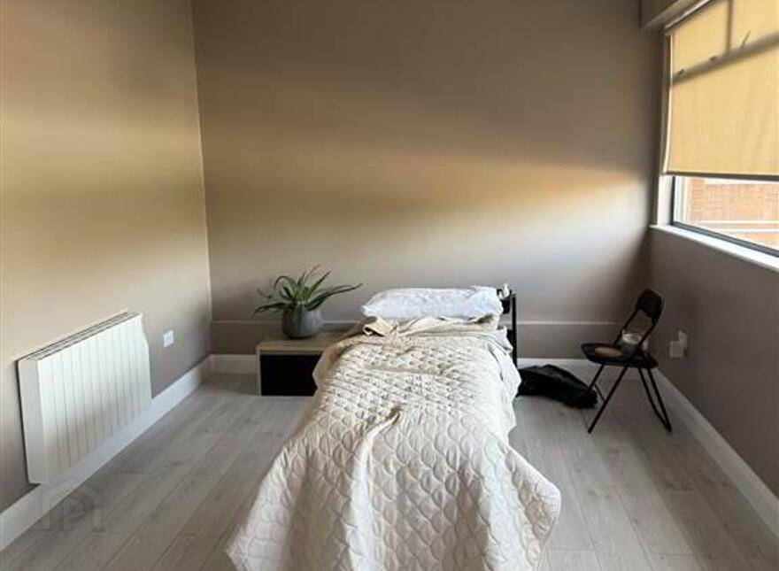 Hilary House- FIRST FLOOR OFFICES, 92 Warren Gardens, Lisburn, BT28 1HW
