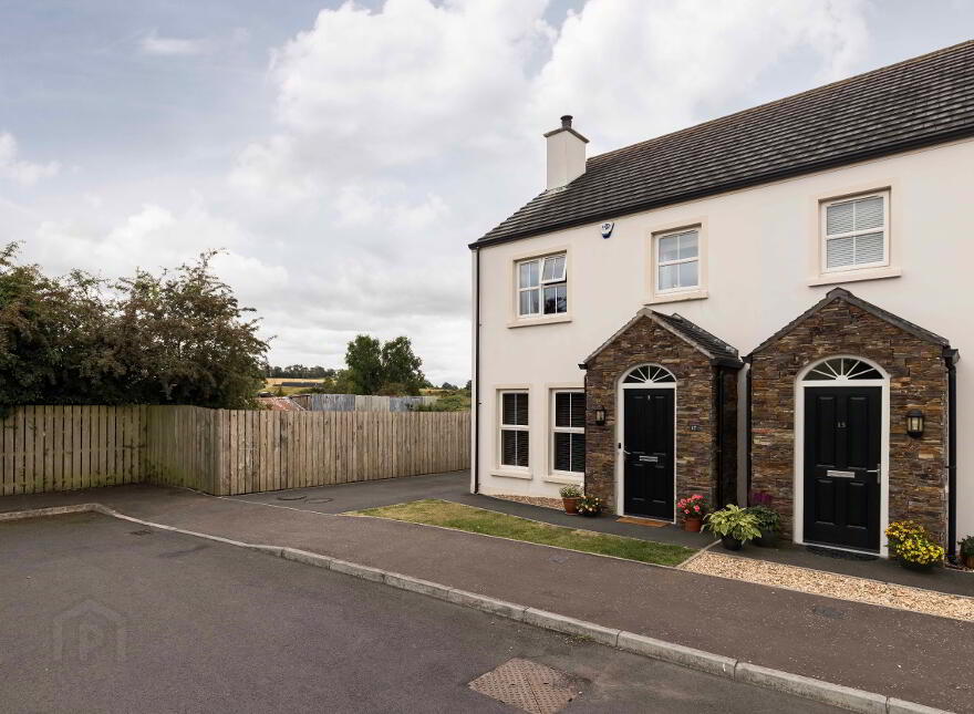 17 Chancellors Court, Diamond Road, Dromore, BT25 1TU