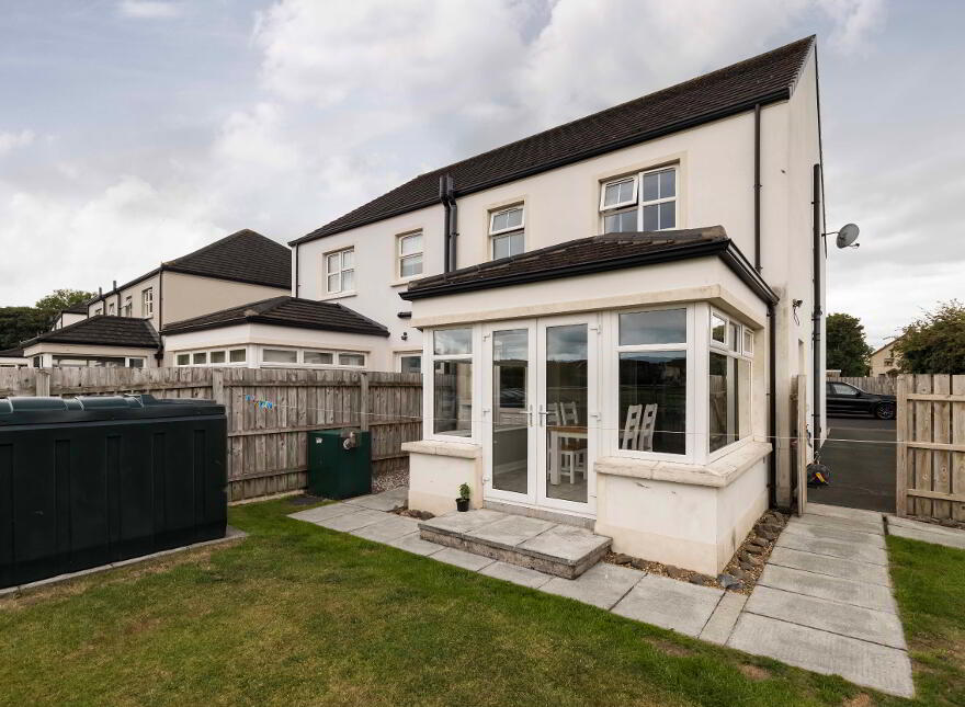 17 Chancellors Court, Diamond Road, Dromore, BT25 1TU