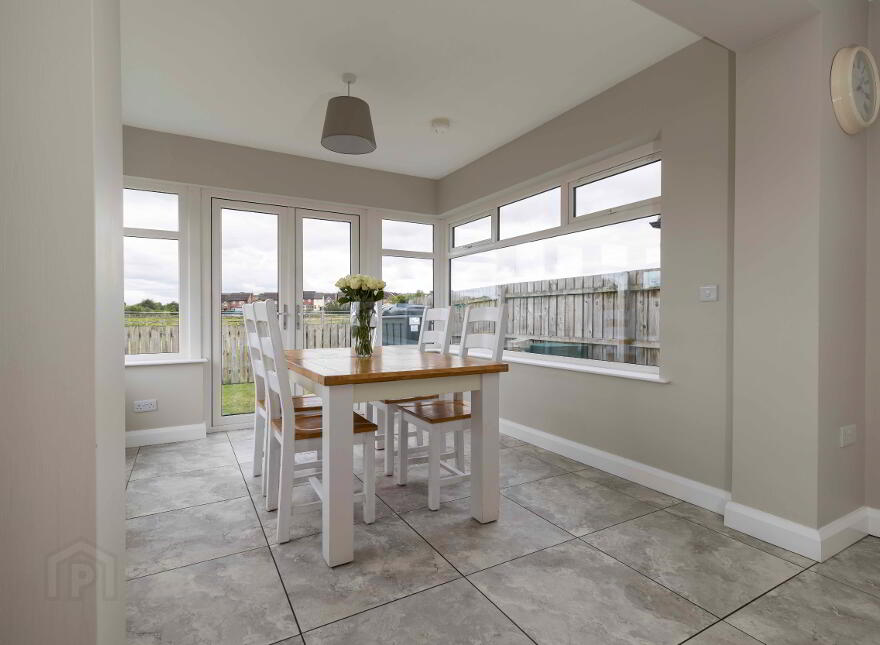 17 Chancellors Court, Diamond Road, Dromore, BT25 1TU
