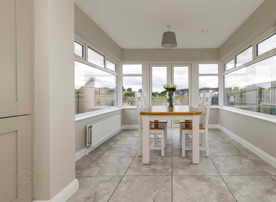 17 Chancellors Court, Diamond Road, Dromore, BT25 1TU