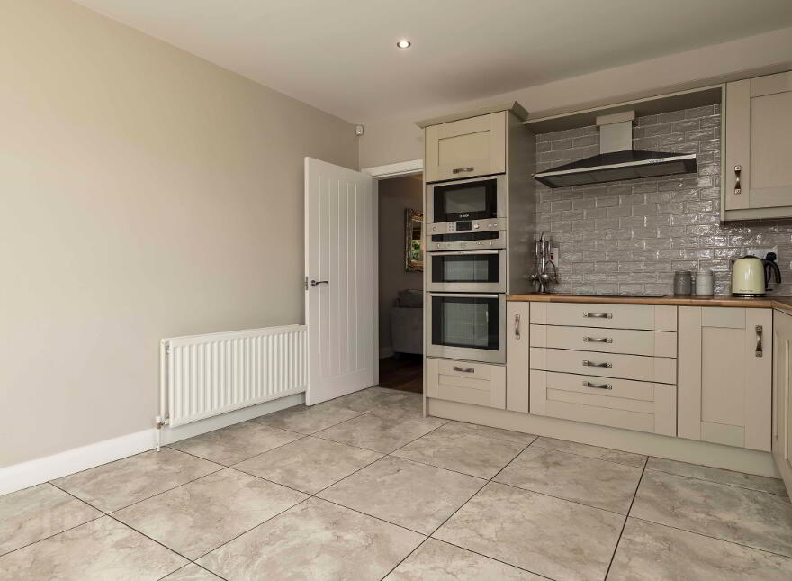17 Chancellors Court, Diamond Road, Dromore, BT25 1TU
