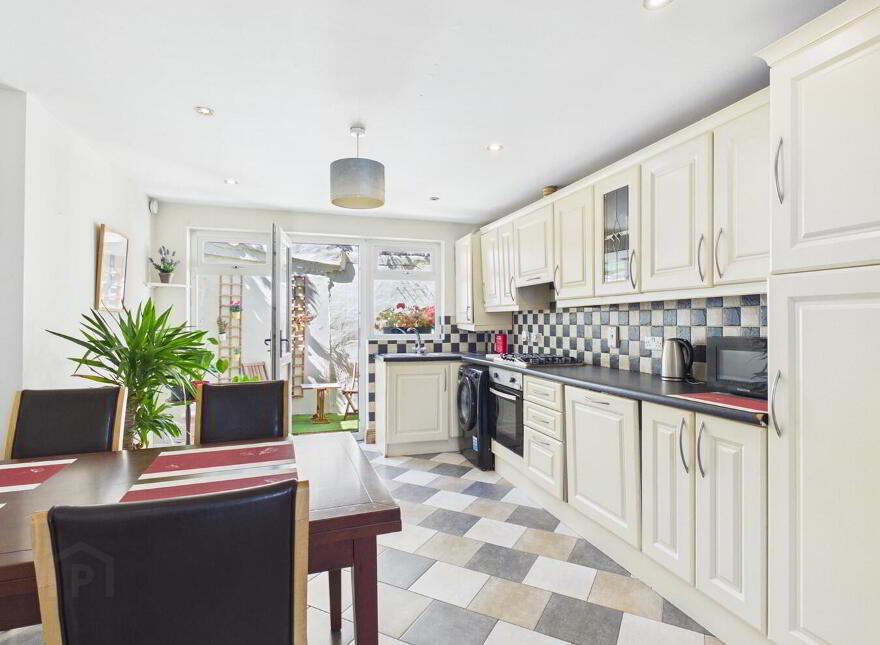 5 Saint Patricks Terrace, Ballybricken, X91KRR6
