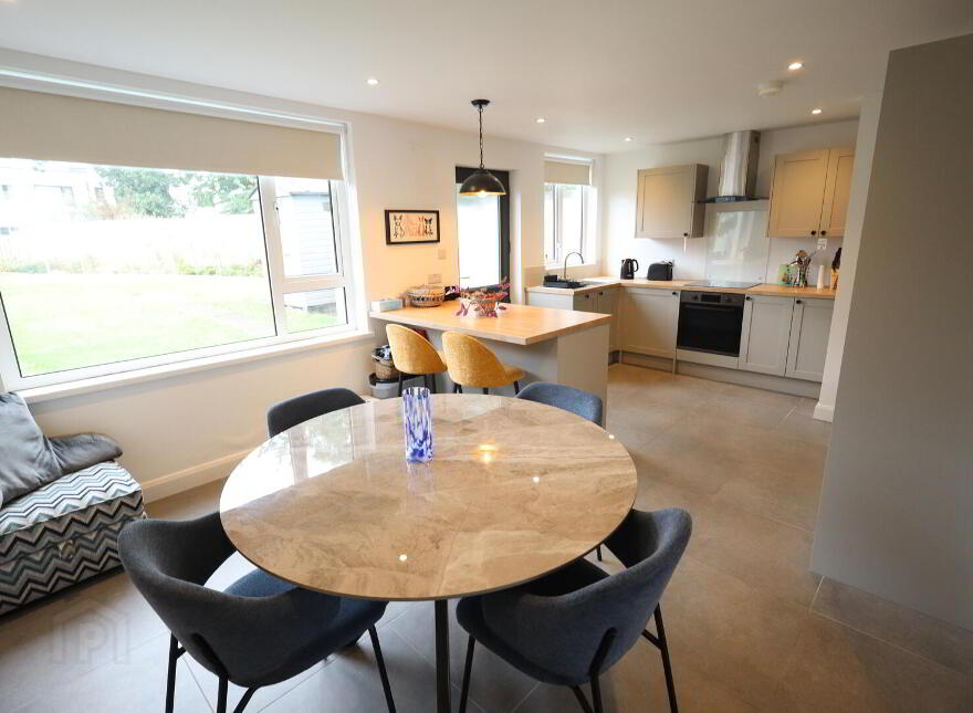24 Kings Gardens, Newtownabbey, BT37 0DW