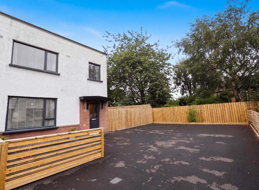 24 Kings Gardens, Newtownabbey, BT37 0DW