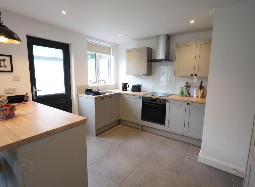 24 Kings Gardens, Newtownabbey, BT37 0DW