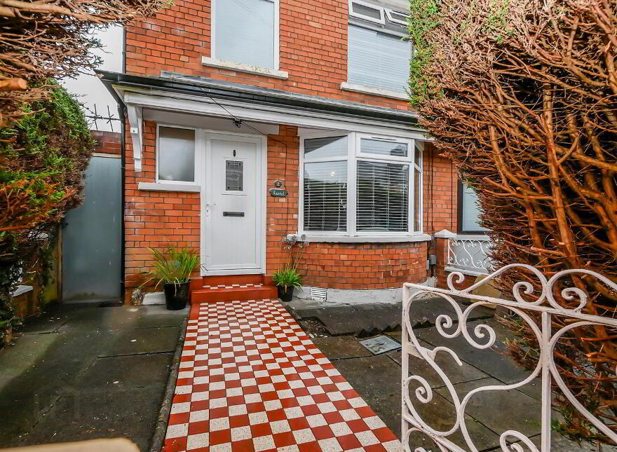 2 Ava Parade, Ormeau, Belfast, BT7 3BU