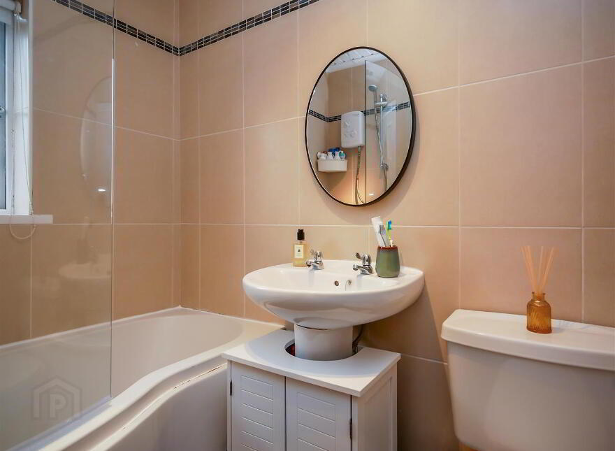 2 Ava Parade, Ormeau, Belfast, BT7 3BU