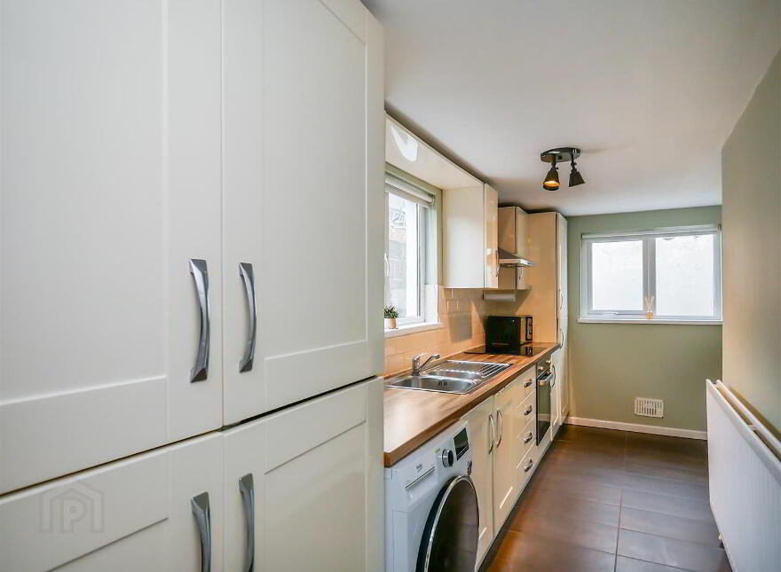 2 Ava Parade, Ormeau, Belfast, BT7 3BU