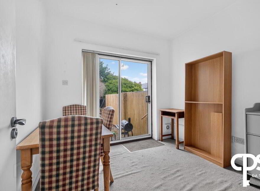 14 Prince Edward Park, Belfast, BT9 5GD
