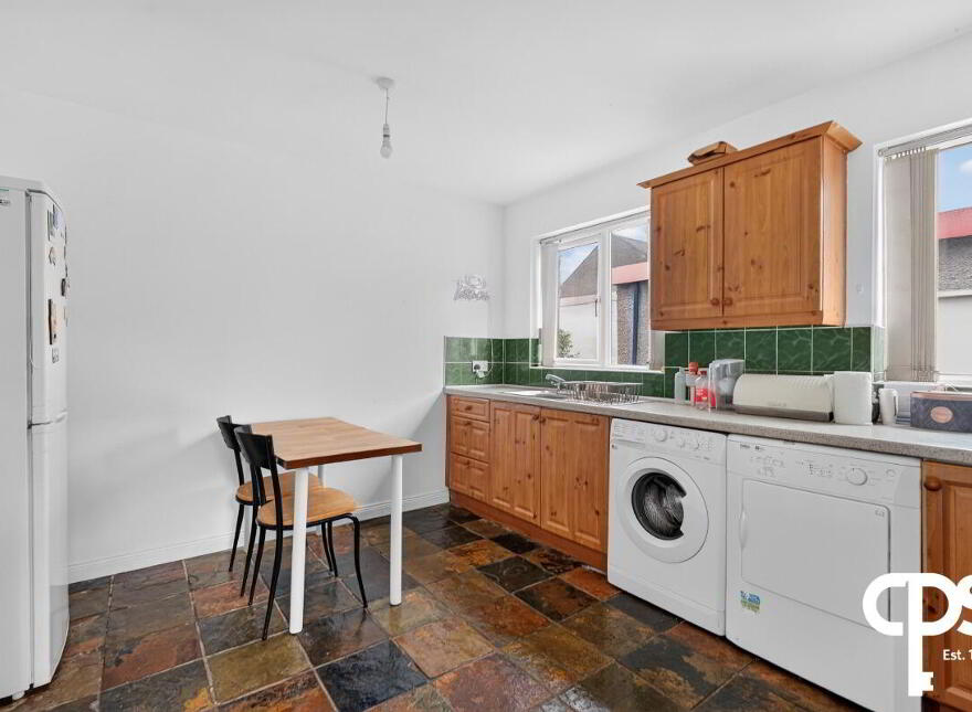 14 Prince Edward Park, Belfast, BT9 5GD