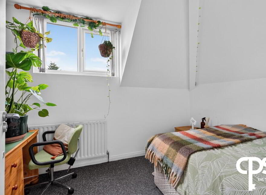 14 Prince Edward Park, Belfast, BT9 5GD