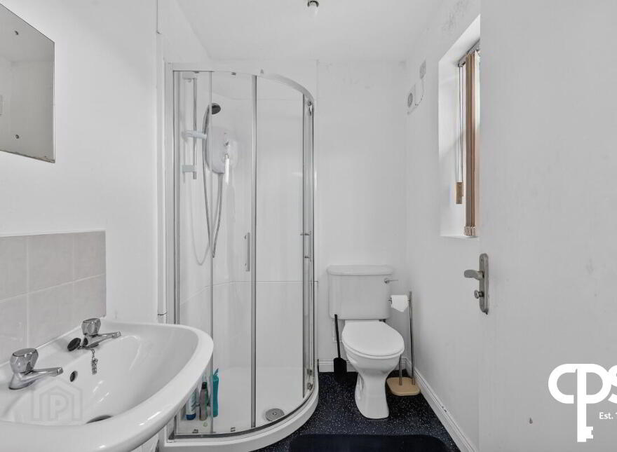 14 Prince Edward Park, Belfast, BT9 5GD