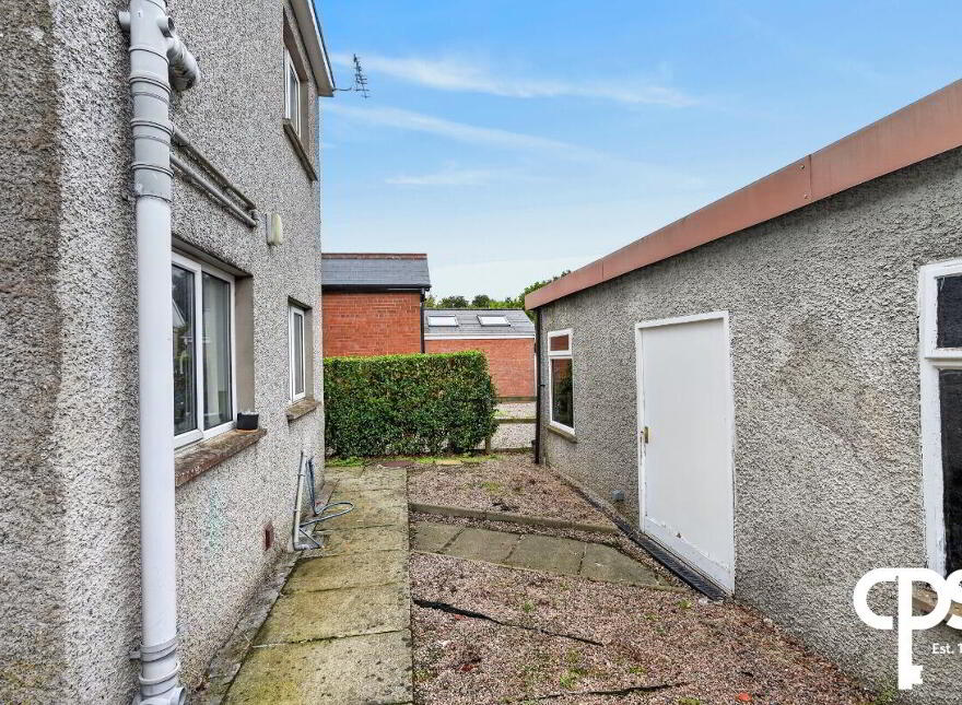 14 Prince Edward Park, Belfast, BT9 5GD