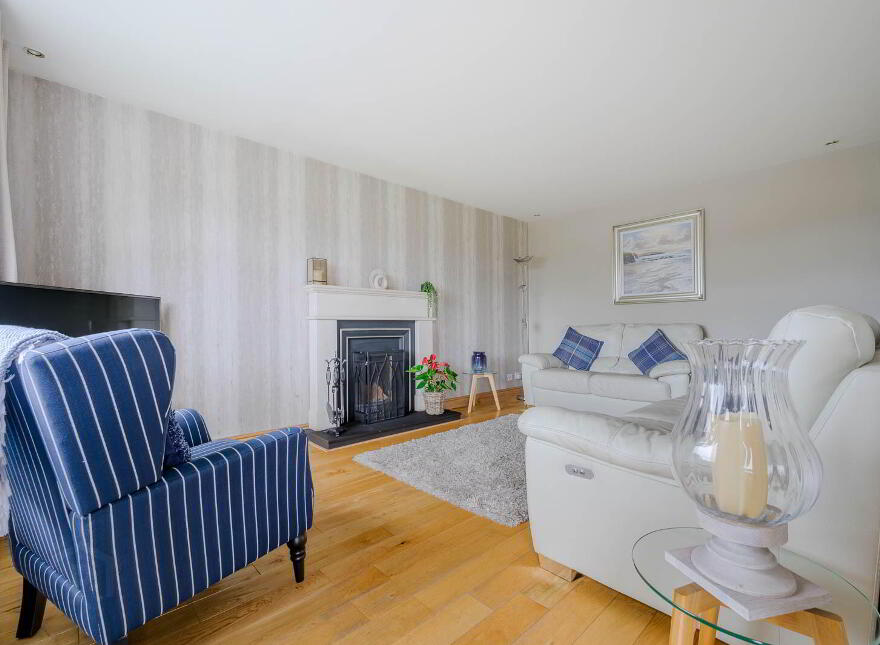 14 Kinwood Court, Bangor, BT19 6WE