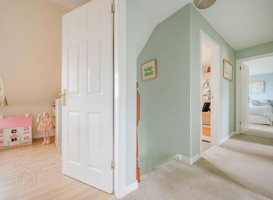 14 Kinwood Court, Bangor, BT19 6WE