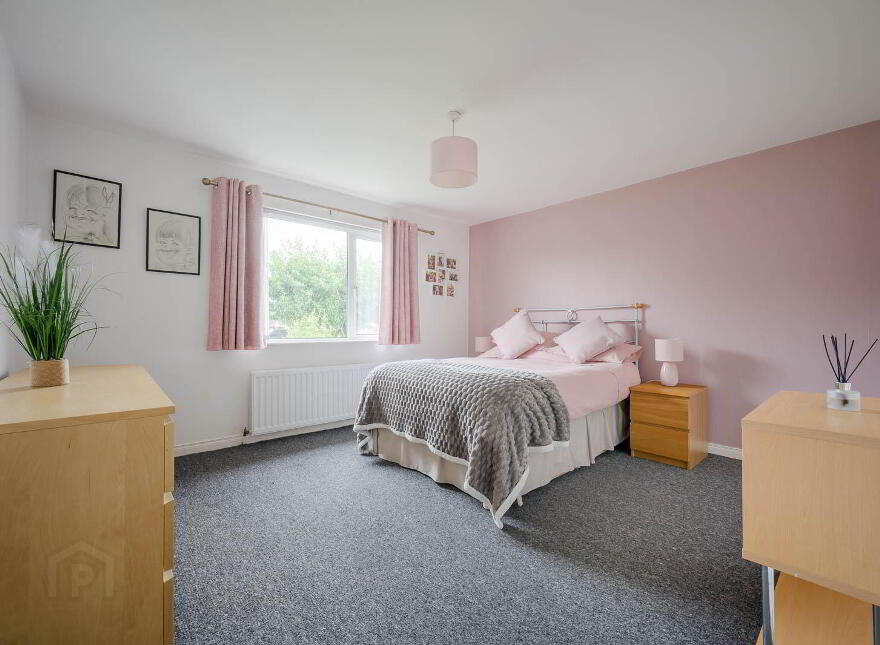 14 Kinwood Court, Bangor, BT19 6WE