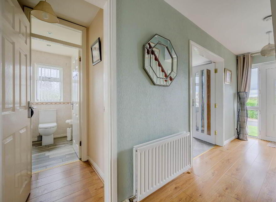 14 Kinwood Court, Bangor, BT19 6WE