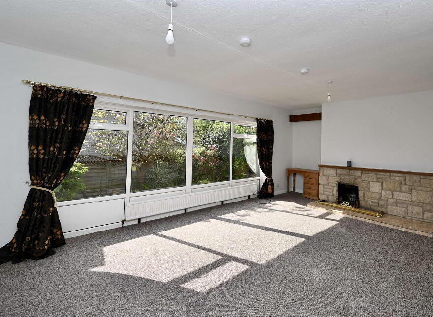 2 Edenvale Park, Belfast, BT17 0EJ
