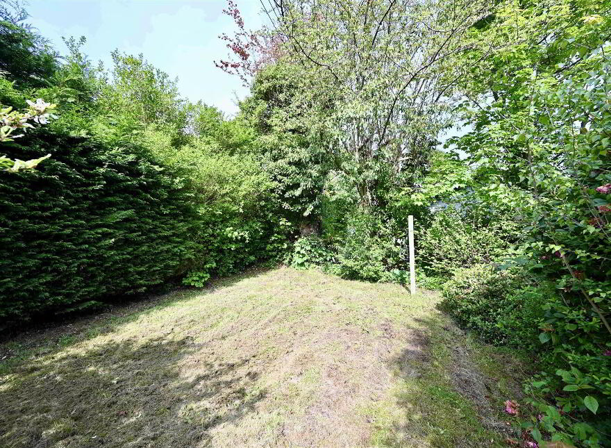 2 Edenvale Park, Belfast, BT17 0EJ