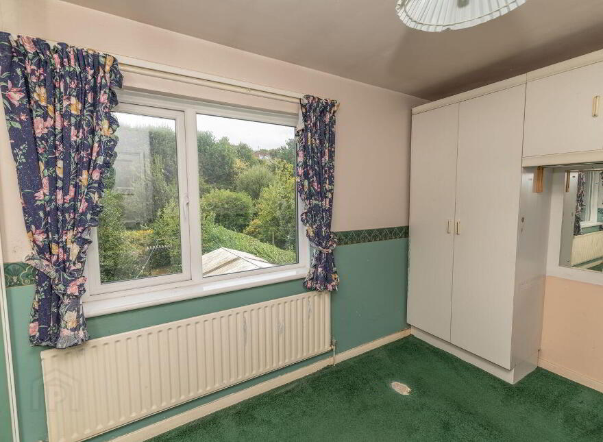60 Lower Dromore Road, Warrenpoint, Newry, BT34 3LL