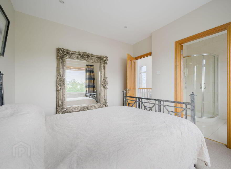 34 Park Avenue, Holywood, BT18 9LS