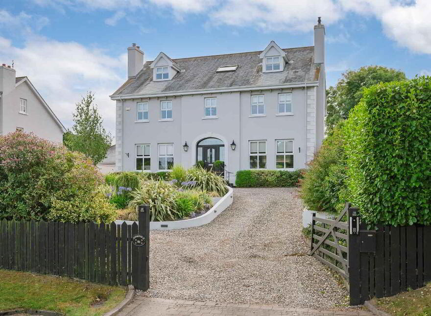 46a Craigdarragh Road, Helens Bay, BT19 1UB