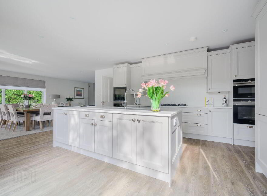 46a Craigdarragh Road, Helens Bay, BT19 1UB