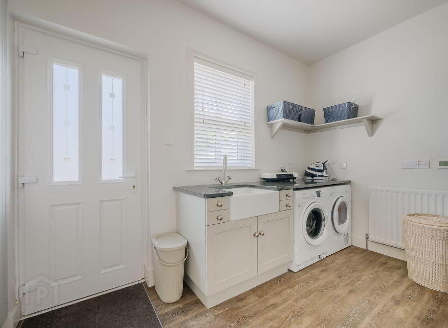 46a Craigdarragh Road, Helens Bay, BT19 1UB