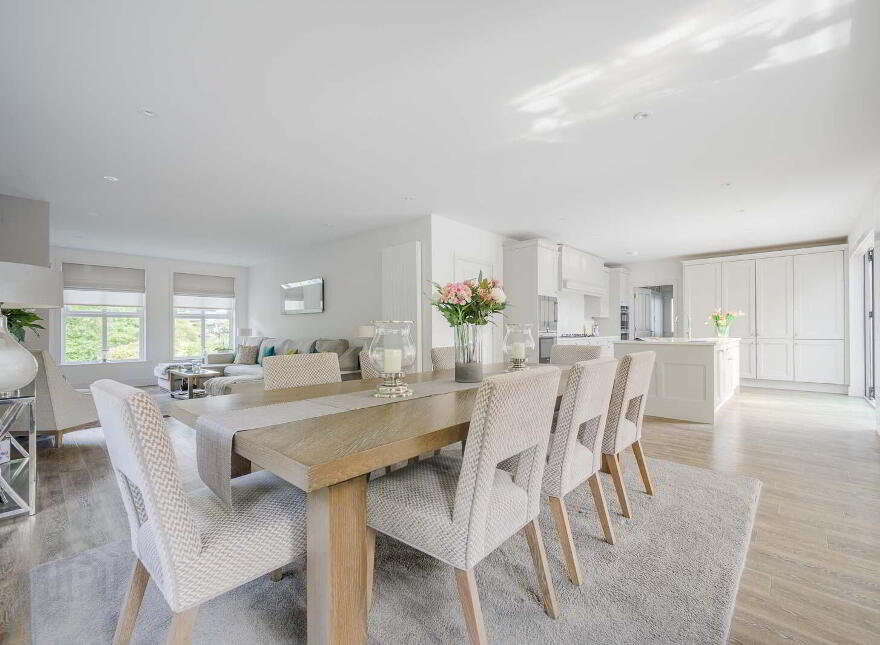 46a Craigdarragh Road, Helens Bay, BT19 1UB